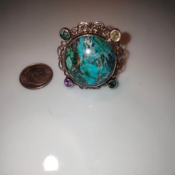 Turquoise style ring. 7 1/2 - Picture 2 of 4